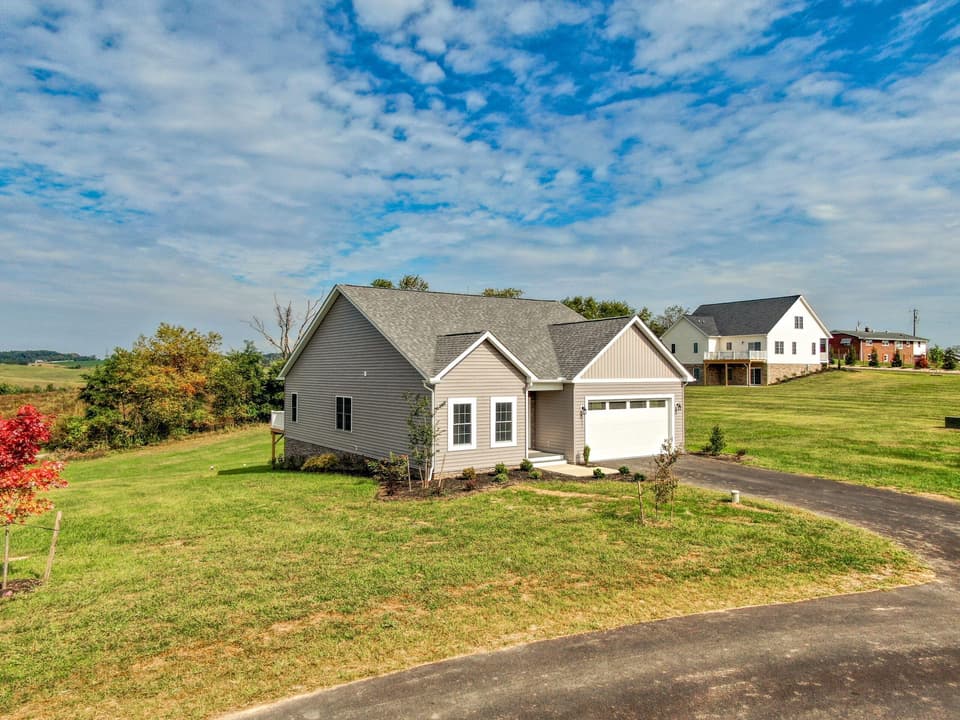 4131 Stanley Road, photo 2 of 34