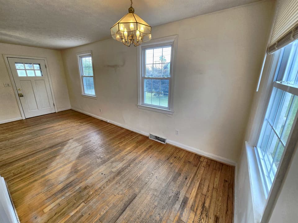 165 Clearview Drive, photo 7 of 26