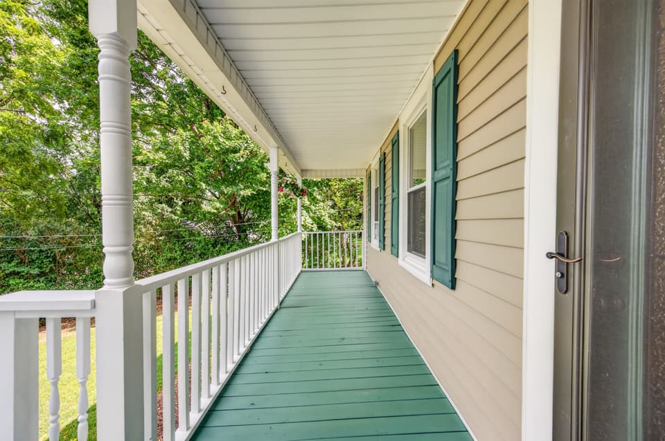 1220 Cambria Street NE, photo 5 of 40