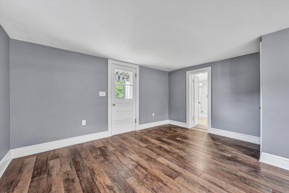 215 S Hill Dr, photo 21 of 37