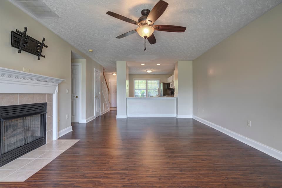 260 Willow Oak Drive, photo 13 of 32