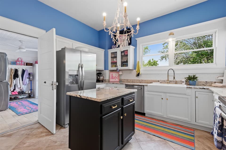 202 S Franklin Street, photo 28 of 40