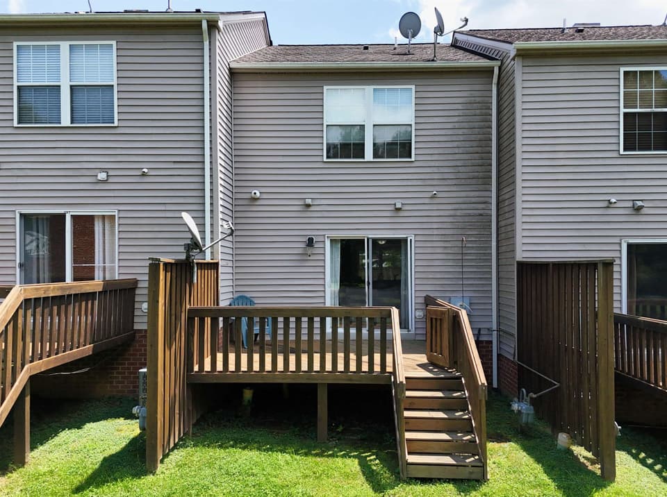 130 Blue Leaf Drive, photo 24 of 32