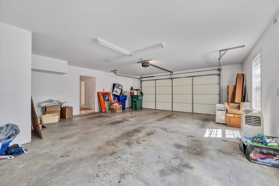 335 Robin Hood Drive, photo 33 of 40