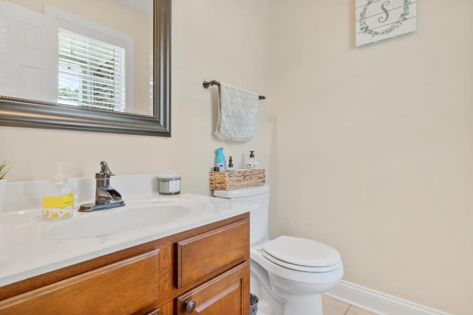 205 Robin Hood Drive, photo 34 of 40