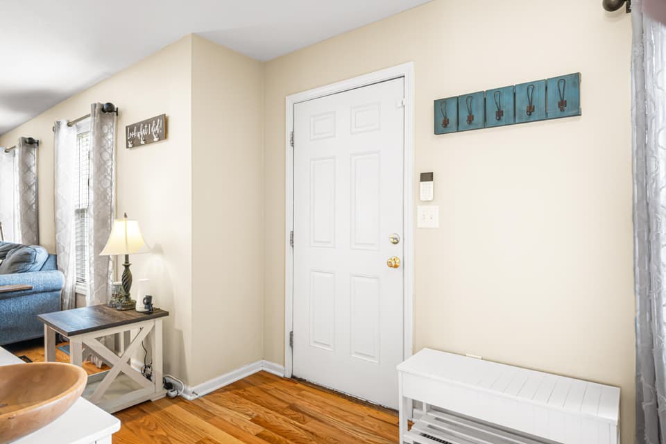 240 Windsor Drive, photo 21 of 40