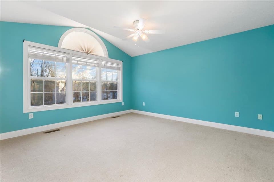 250 Barkwood Street, photo 35 of 40