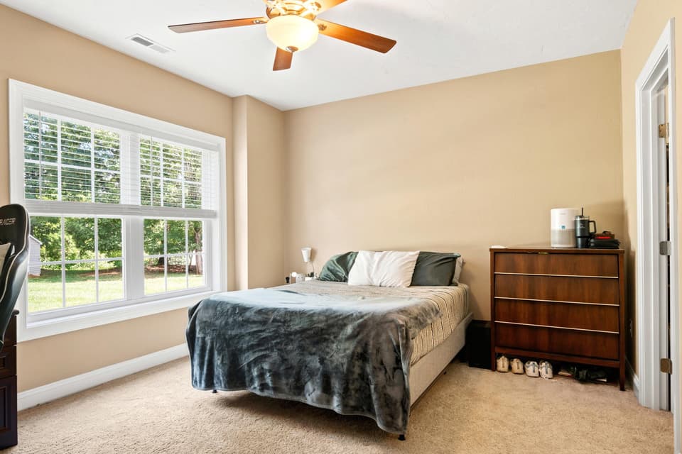 925 Brooklyn Avenue, photo 34 of 40