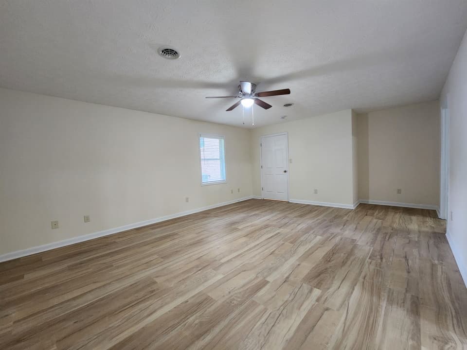 455 Chinquapin Trail SE, photo 15 of 40