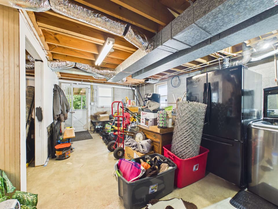 85 Wades Lane, photo 40 of 40