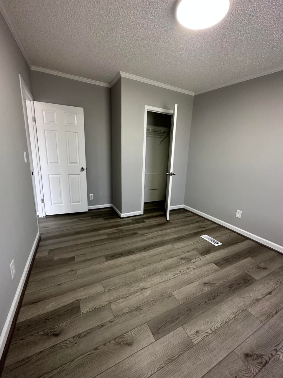 240 Epperly Dr, photo 26 of 29