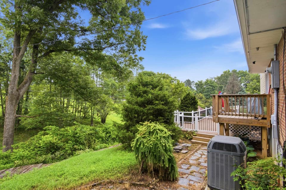 75 Walnut Drive NW, photo 36 of 40