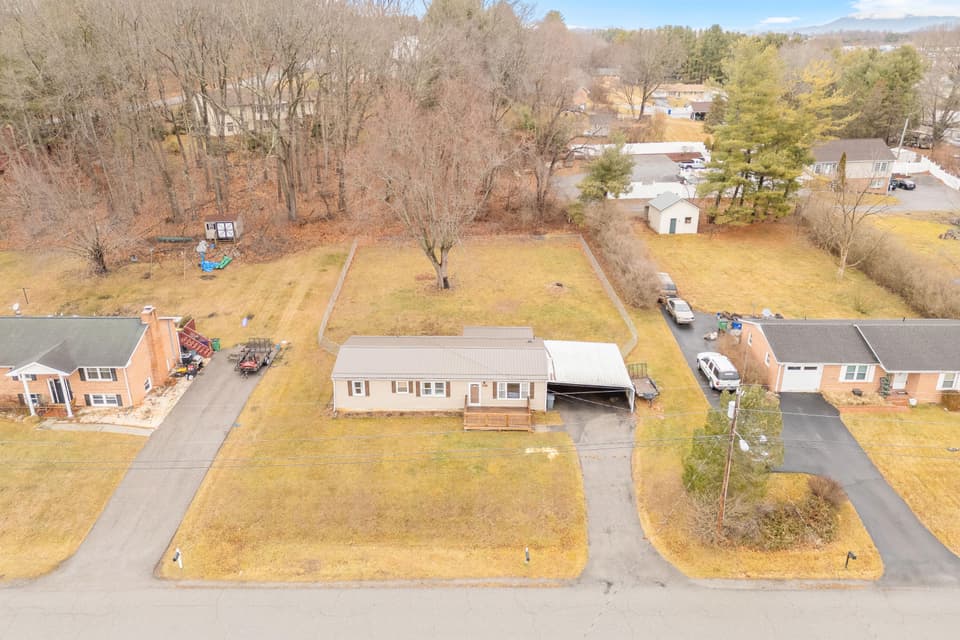 1270 Spruce St, photo 2 of 30
