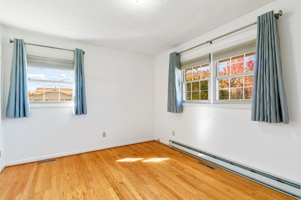 90 Overland Drive SW, photo 16 of 27