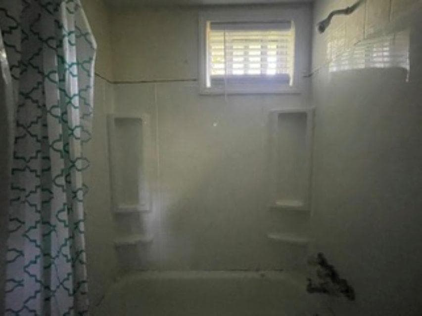 1040 Long Street, photo 11 of 21