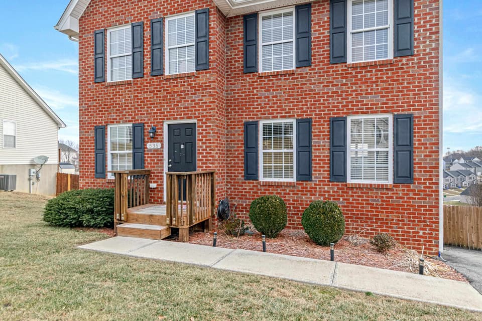 535 Keystone Drive, photo 38 of 40