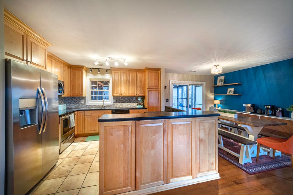 345 Mulberry Dr SW, photo 12 of 39