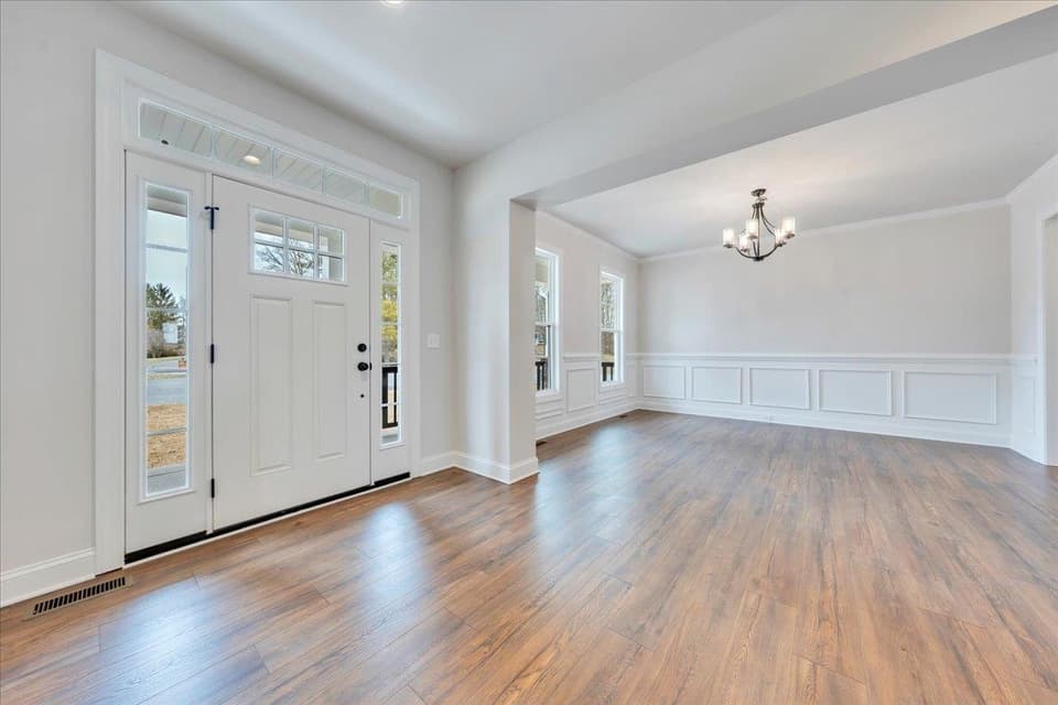 1135 Round Meadow Drive, photo 5 of 40