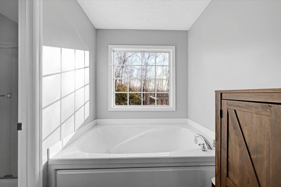 2585 Indigo Road, photo 17 of 35