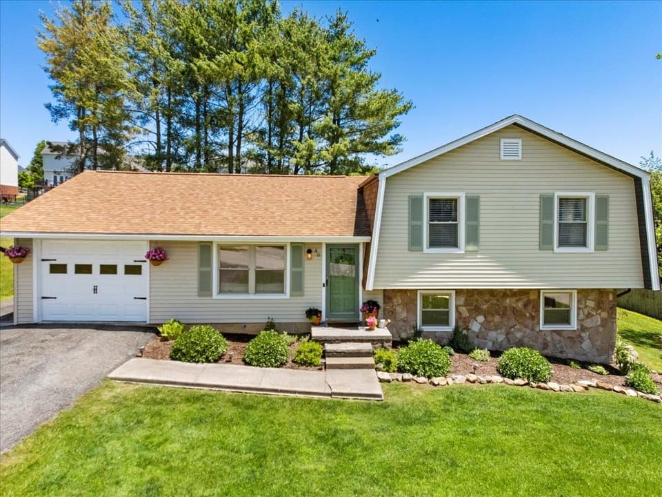 80 Henley Drive, Christiansburg, VA