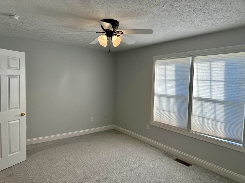 800 Oak Tree Boulevard, photo 38 of 40