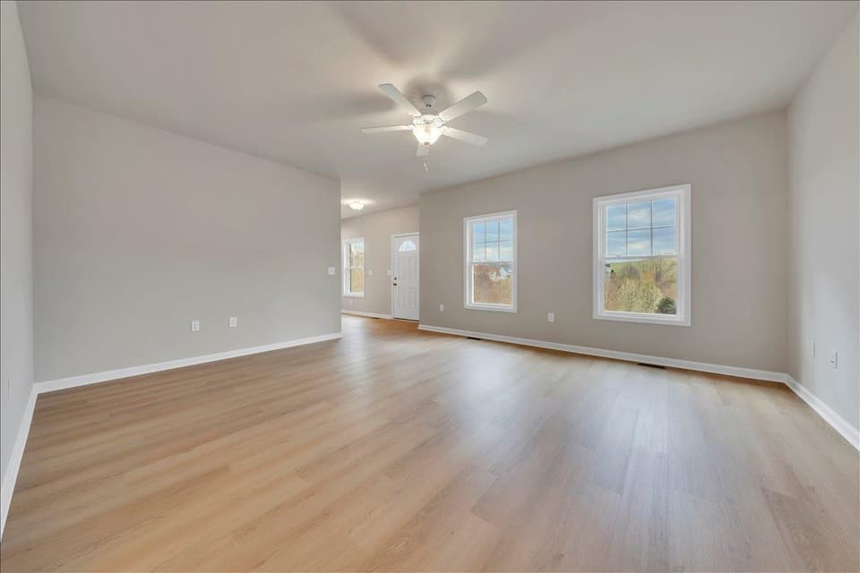 1565 Kensington Way, photo 6 of 40