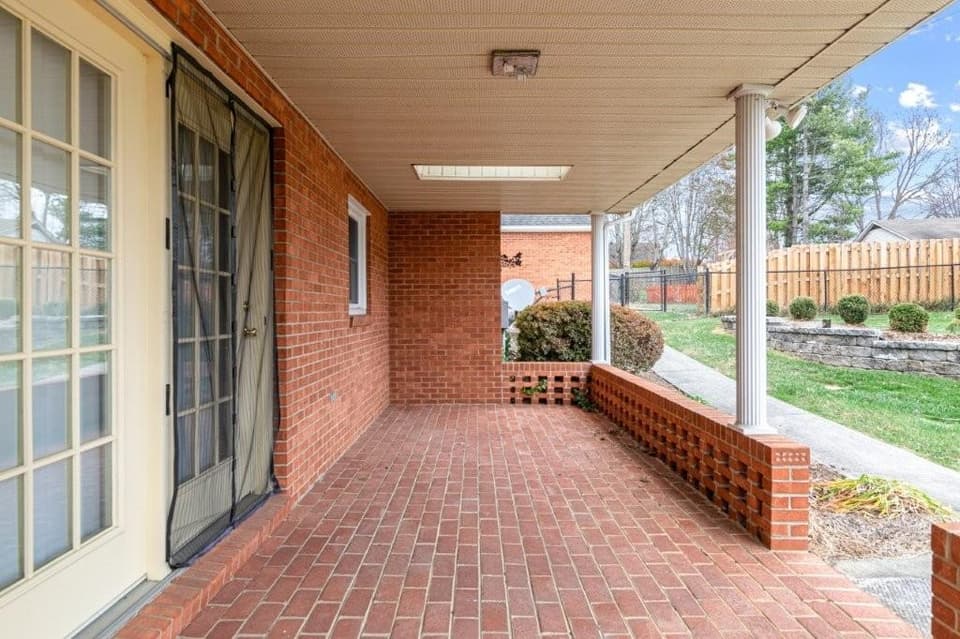35 Scattergood Drive, photo 32 of 38