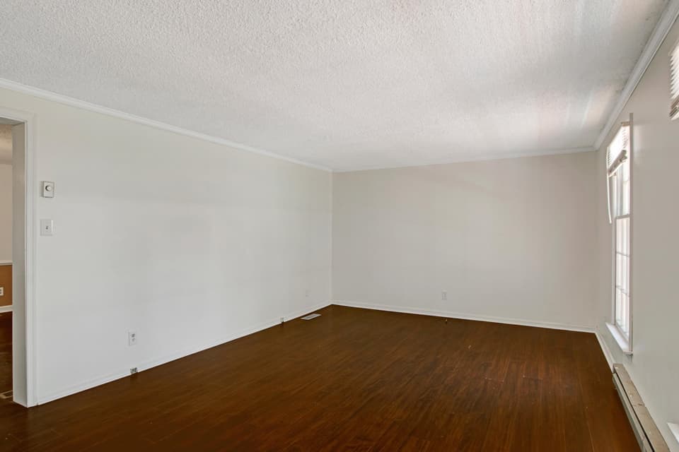 265 Clearview Drive, photo 8 of 40