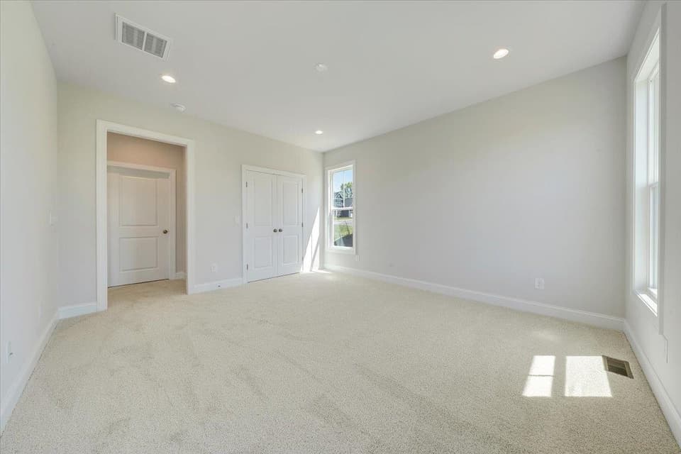 1017 Round Meadow Drive, photo 27 of 40
