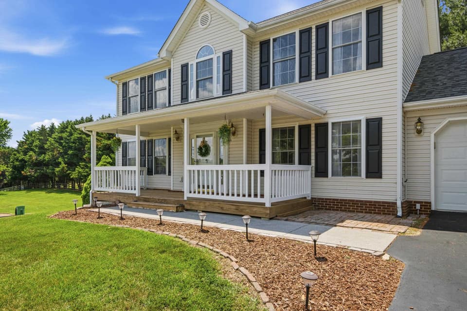 55 Sapphire Avenue, photo 6 of 40