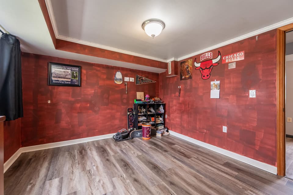 1380 Dow Street, photo 28 of 40