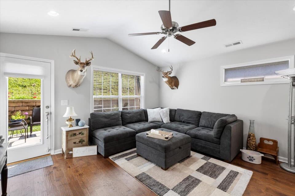 2195 Glade Drive SE, photo 22 of 38