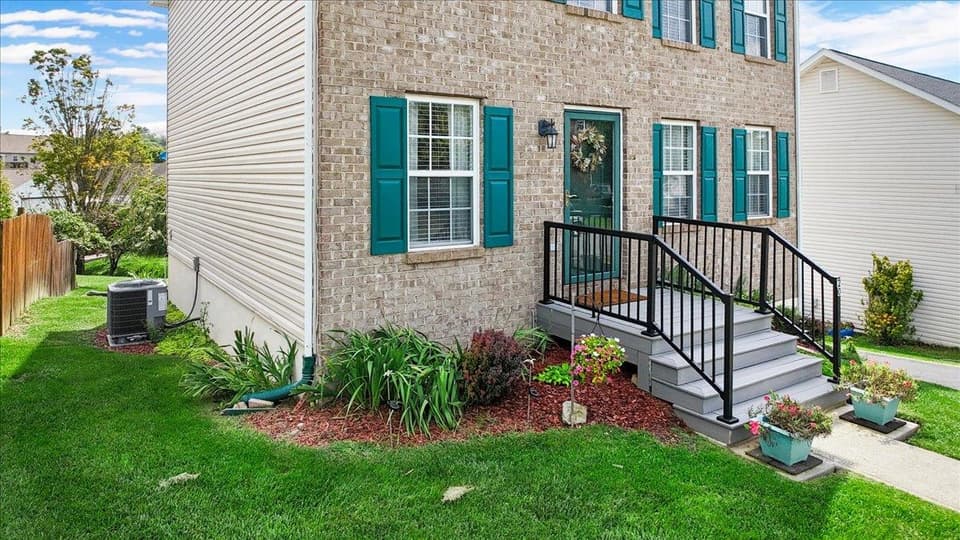 20 Camellia Lane, photo 9 of 40