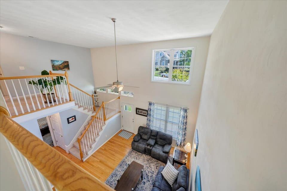 1041 Green Ridge Rd, photo 11 of 40