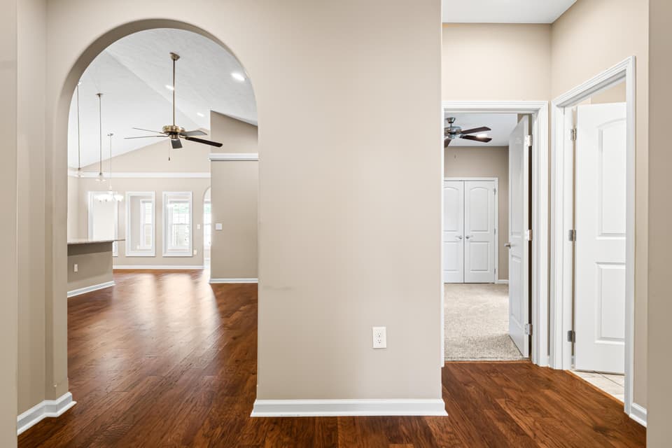 130 Gavins Court, photo 6 of 39