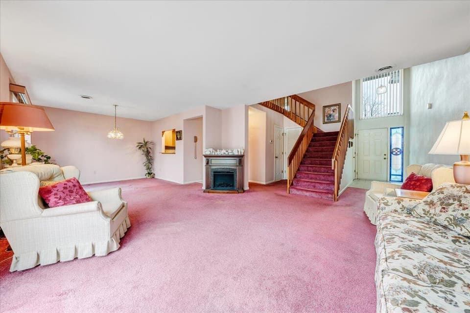 90 Patricia Lane NE, photo 10 of 38