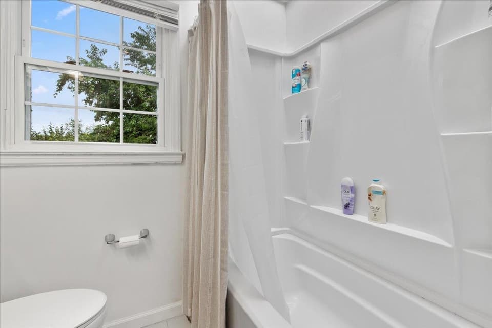 340 Walters Drive, photo 29 of 40