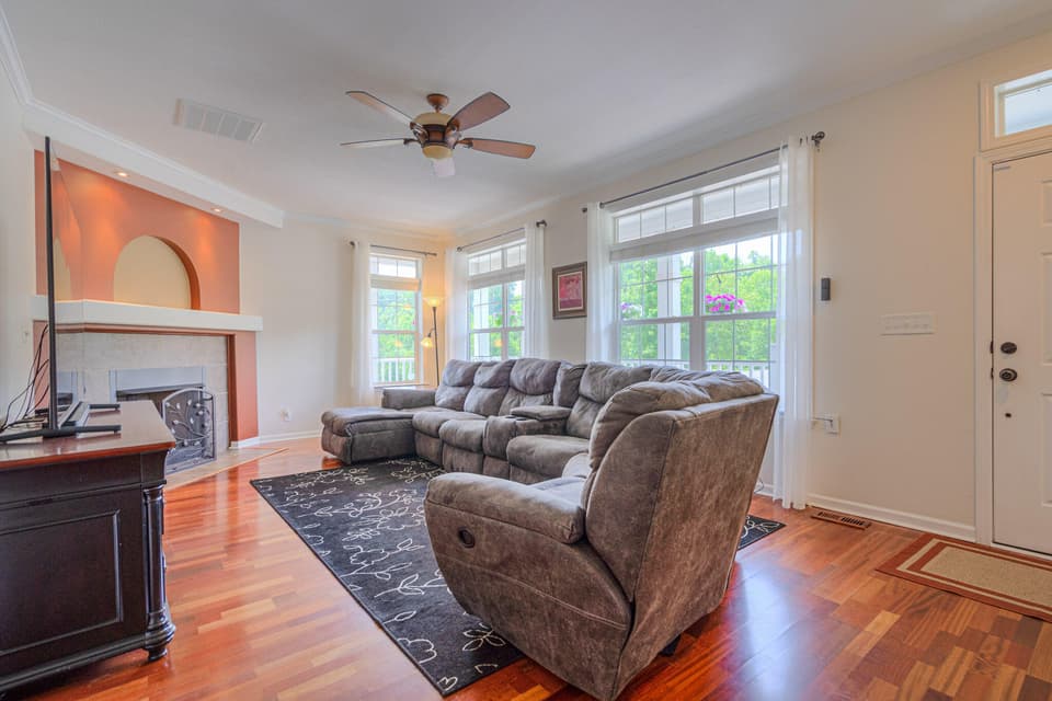 235 John Lemley Ln, photo 7 of 39