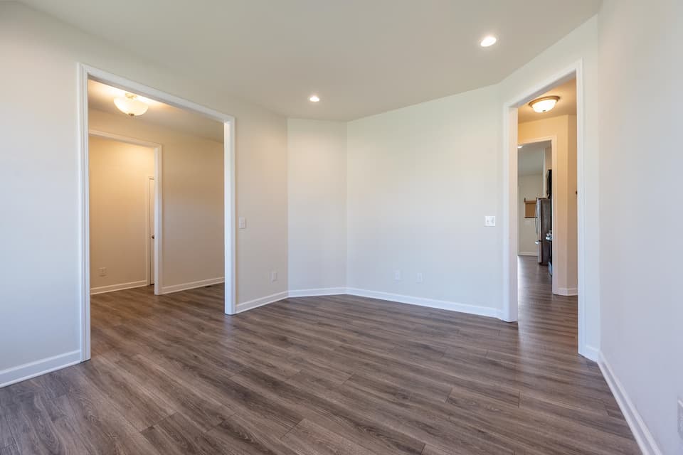 740 Jefferson Circle, photo 19 of 40
