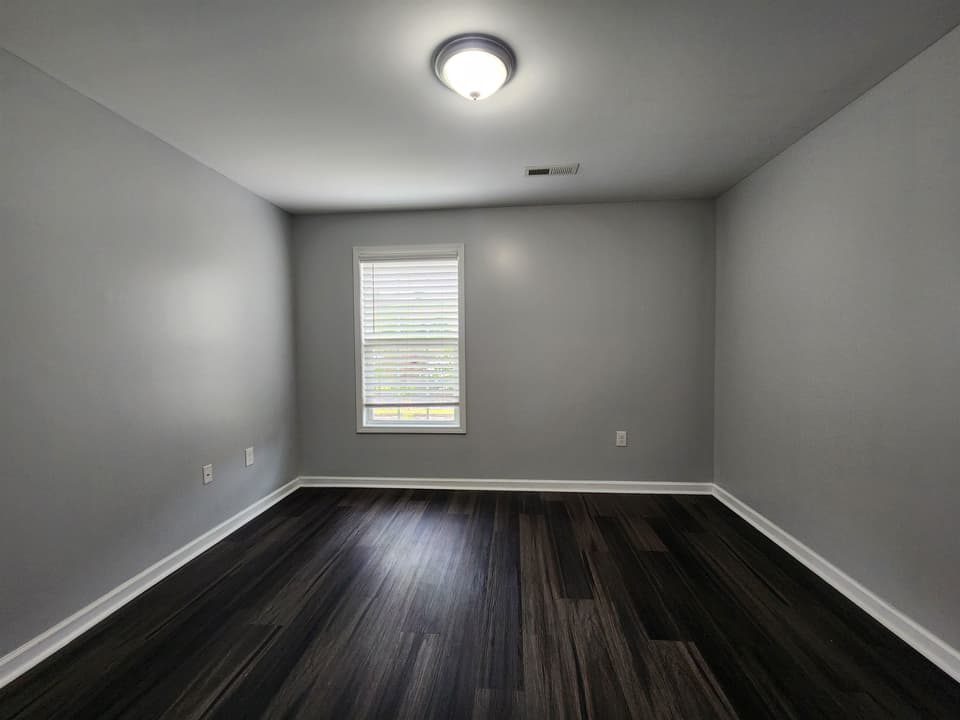 190 Aldwych Avenue, photo 24 of 40