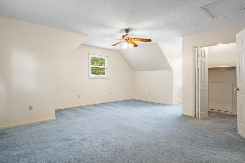 1305 Chestnut Drive, photo 25 of 40