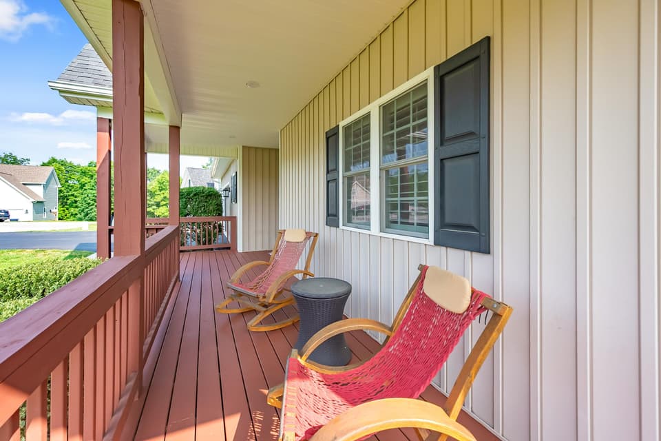 1136 Crosscreek Drive, photo 8 of 40