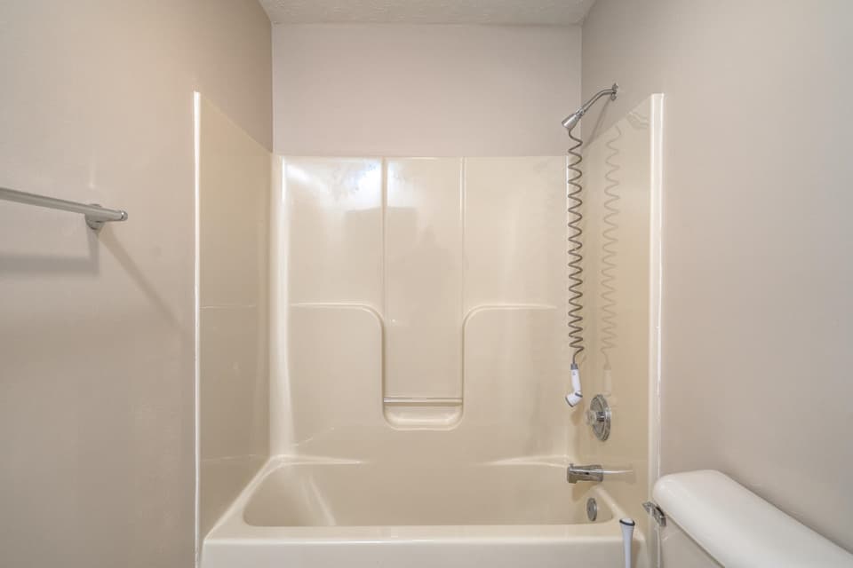 175 Justin Lane, photo 11 of 34