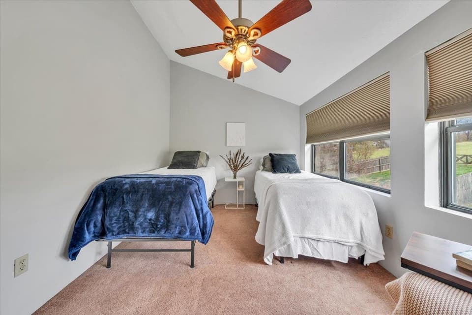 2615 Glade Drive SE, photo 23 of 35