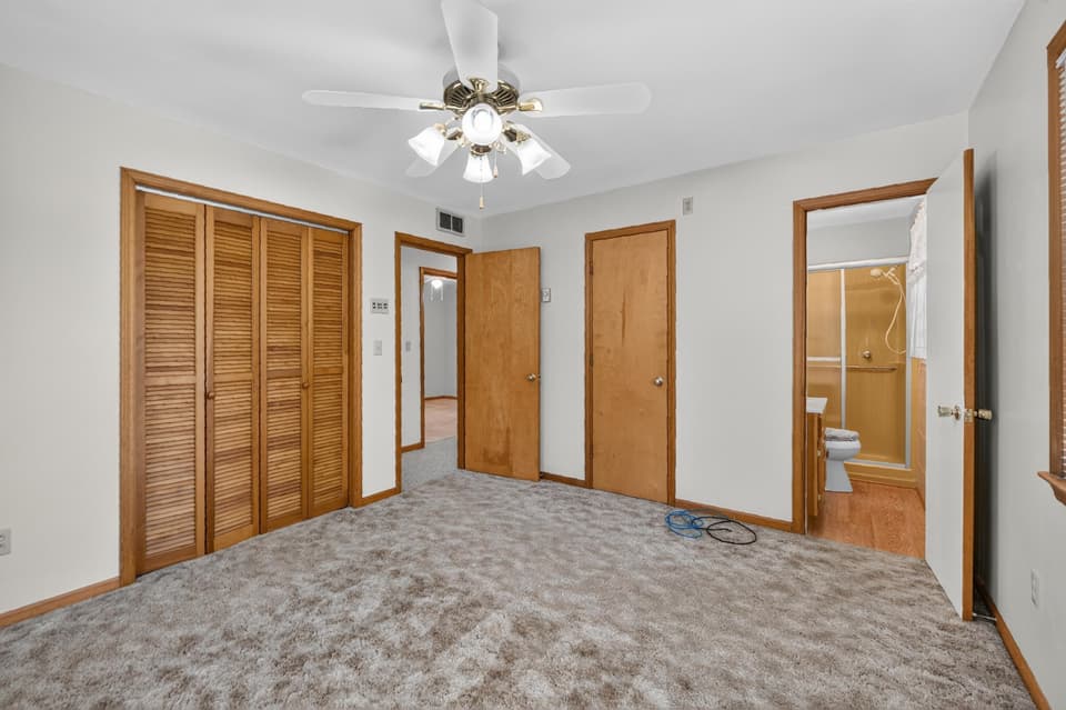 350 Teel Street, photo 34 of 40