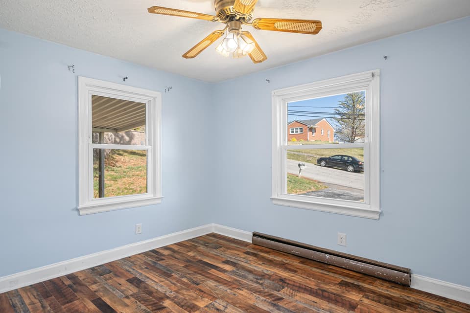 622 E Main Street, photo 22 of 36