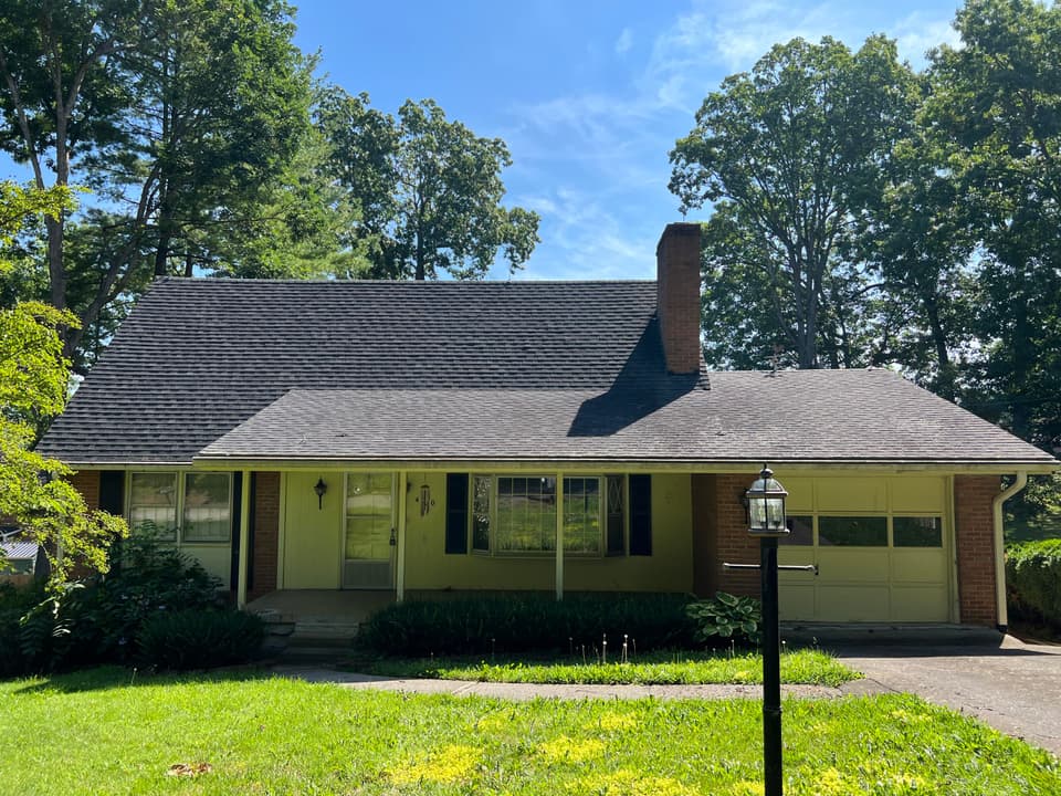 410 Dogwood Ln, Christiansburg