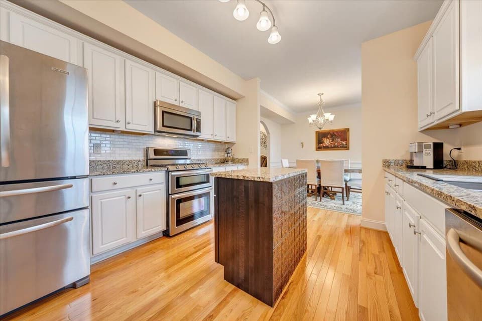 1585 Diana Drive, photo 16 of 38