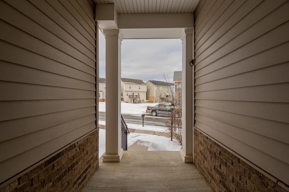 510 Dewdrop Lane, photo 5 of 40