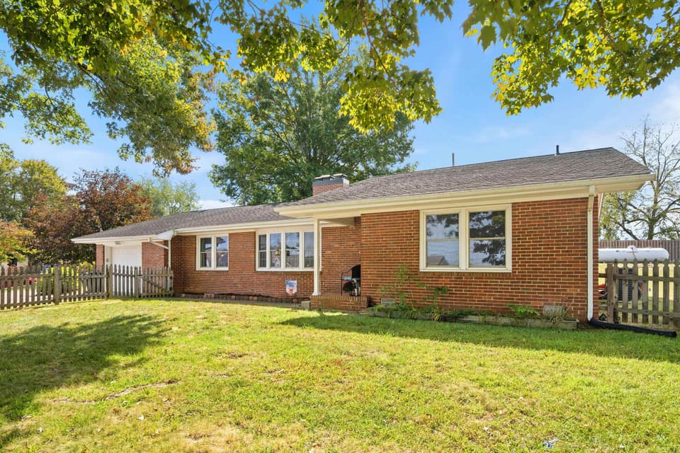 1210 Peppers Fry Road NW, photo 2 of 40